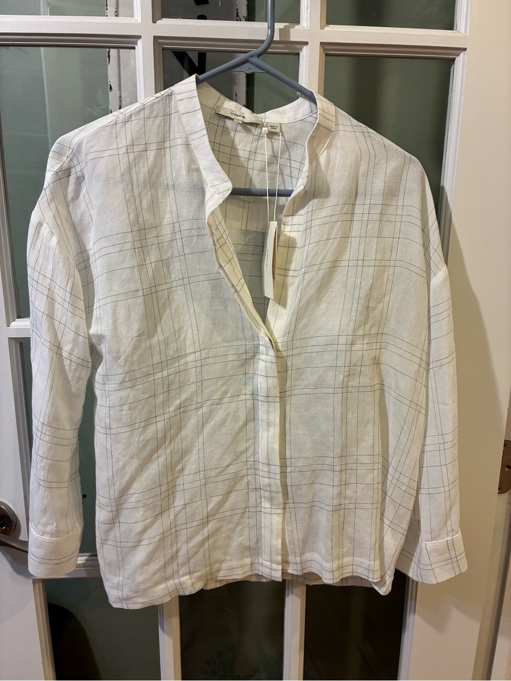 Women’s linen blend NWT Lightweight White Plaid Button-Front Women’s Top S/P